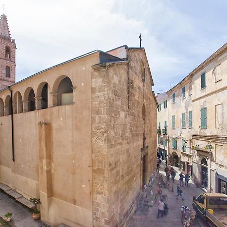 Centro Storico Carlo Alberto Alghero Buitenkant foto