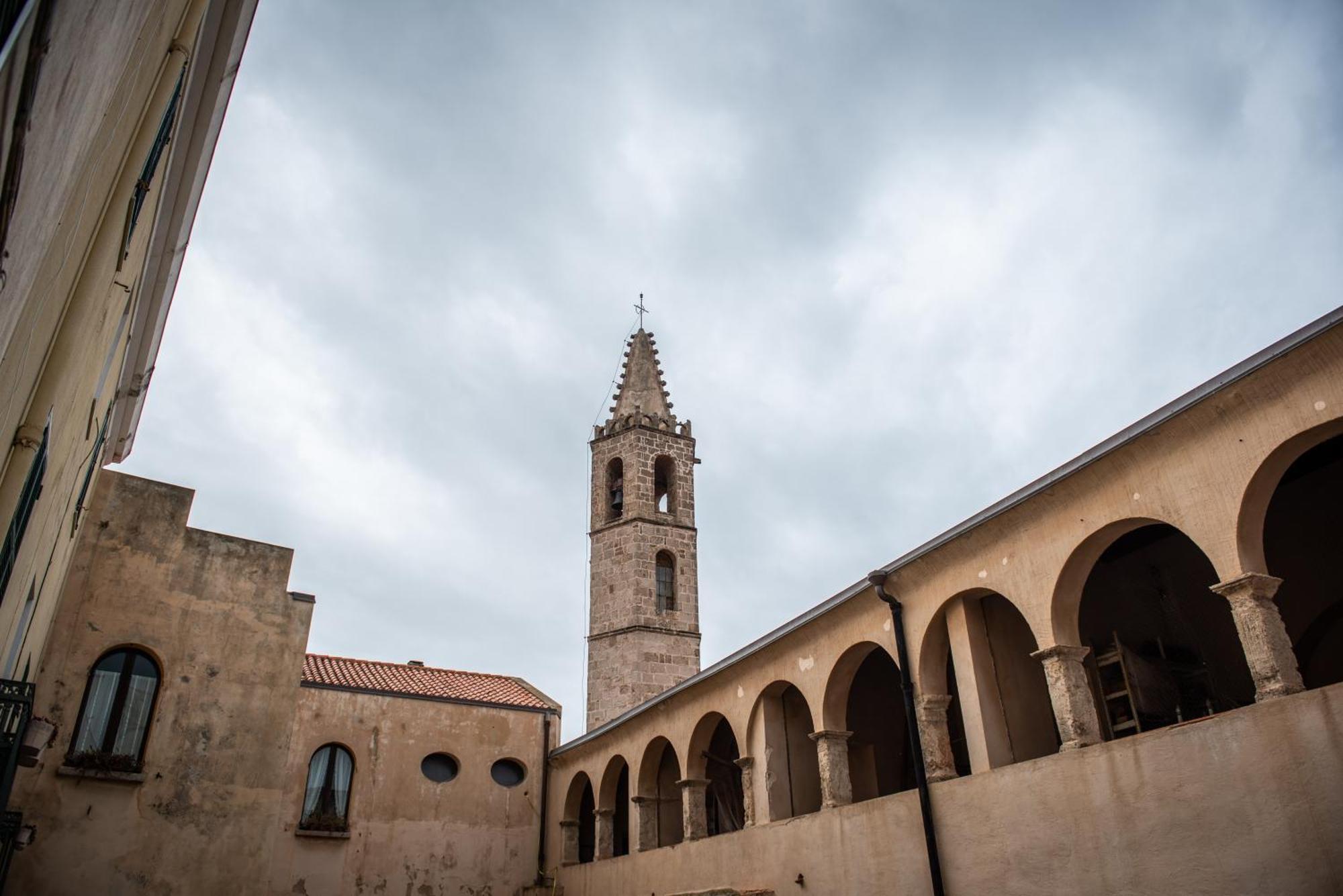 Centro Storico Carlo Alberto Alghero Buitenkant foto