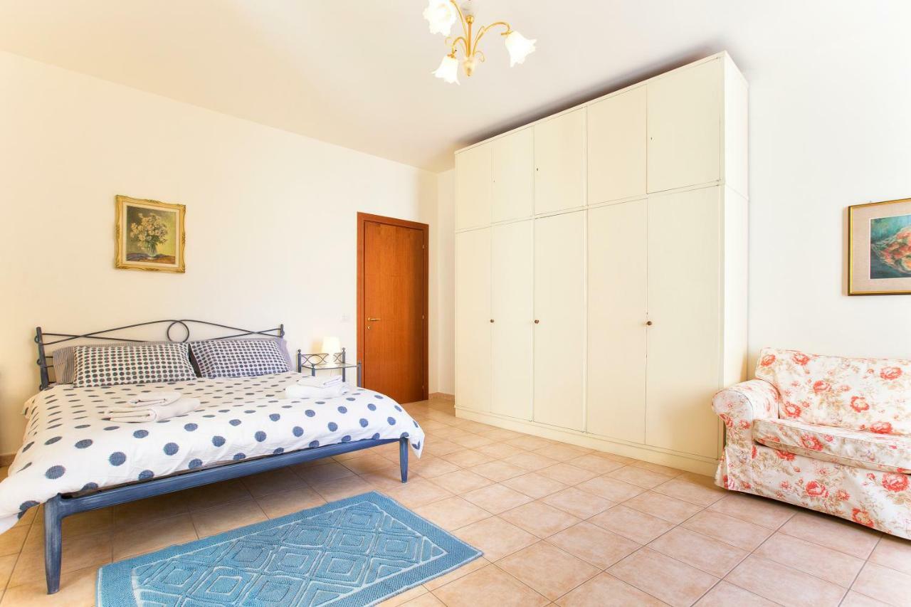 Centro Storico Carlo Alberto Alghero Buitenkant foto