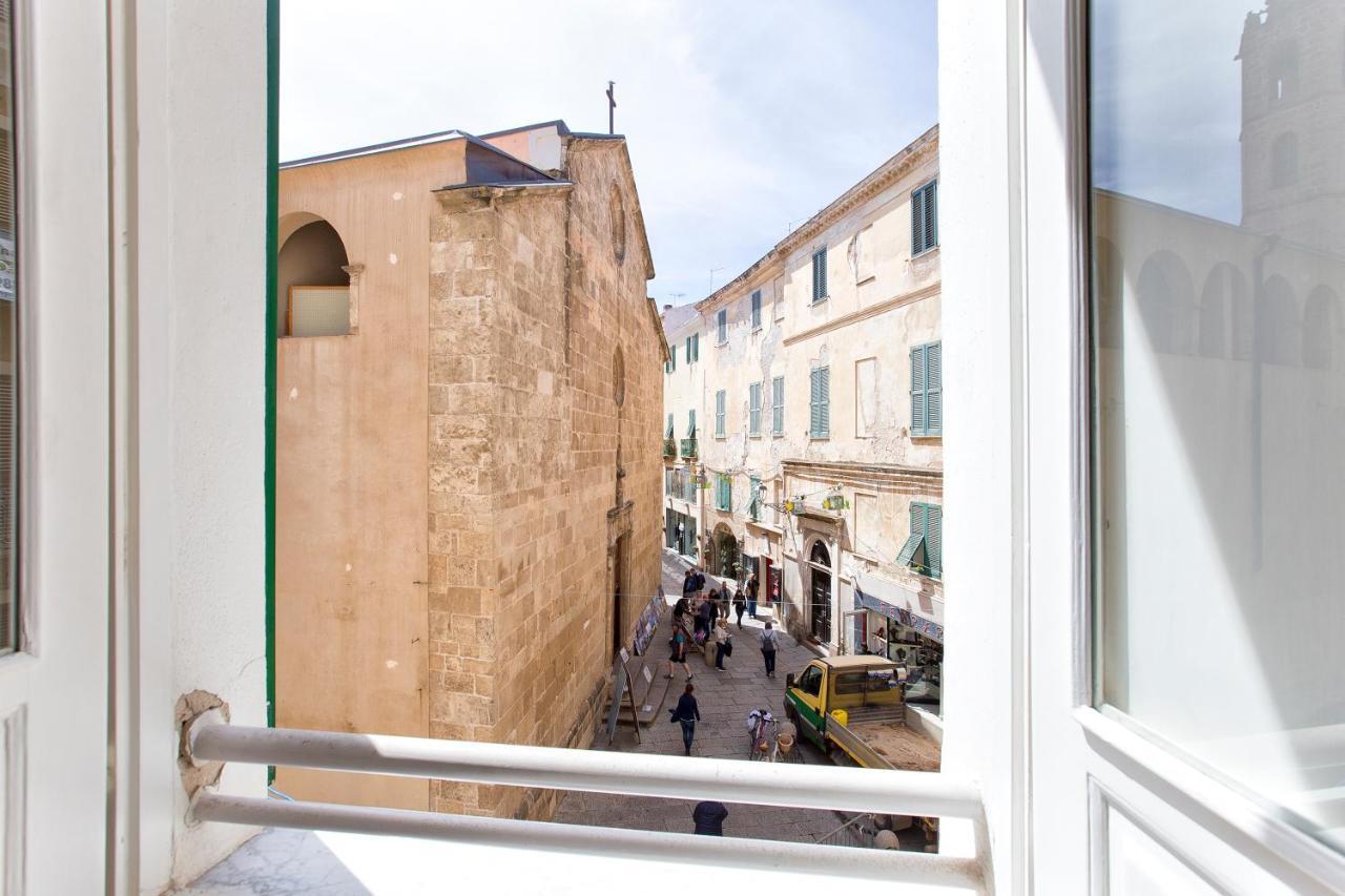 Centro Storico Carlo Alberto Alghero Buitenkant foto